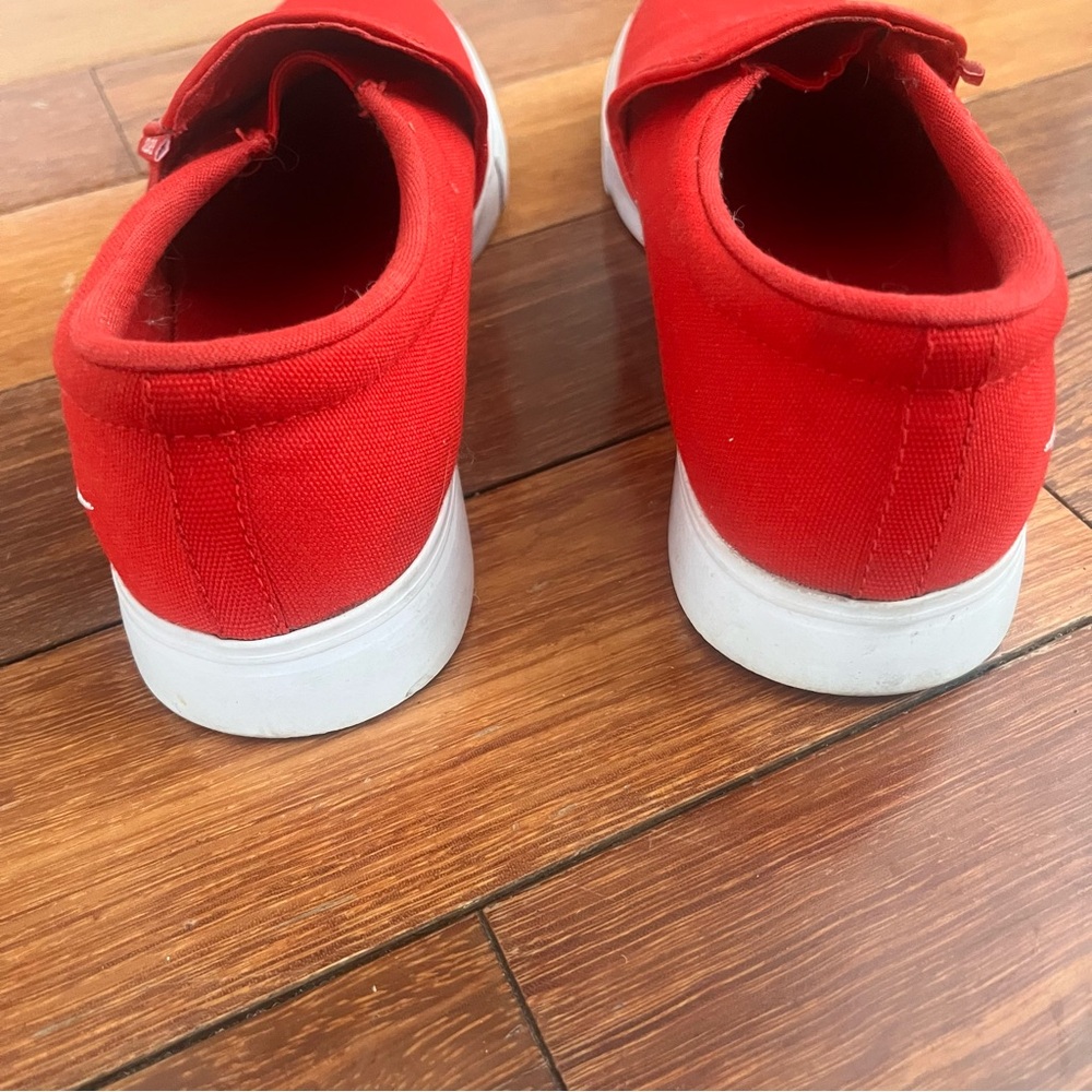 Nike Court Royale AC Slip-On Shoes in University Red Size 7.5 - Picture 9 of 10